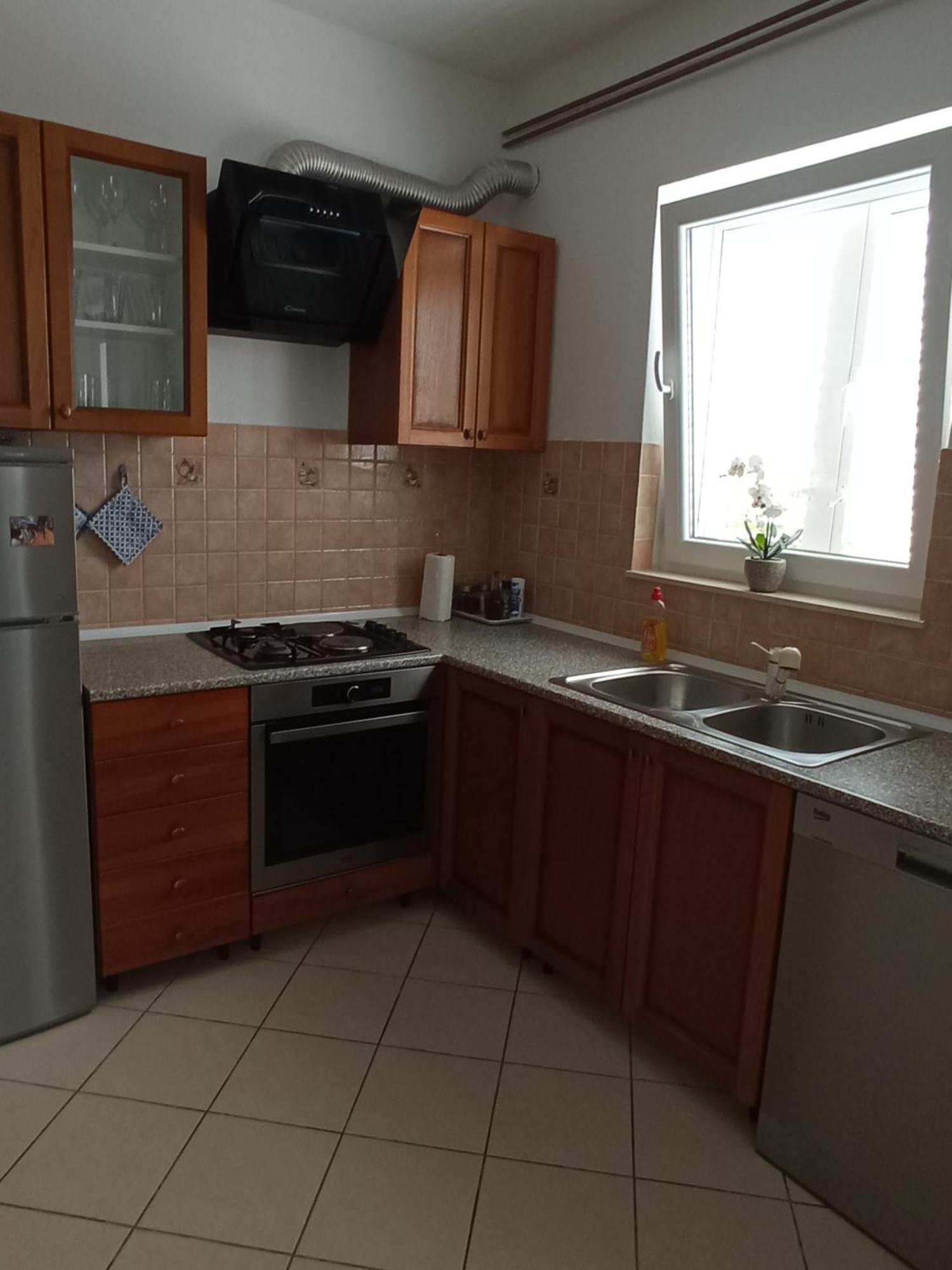 Apartman Carpe Diem Sutomiscica Zewnętrze zdjęcie